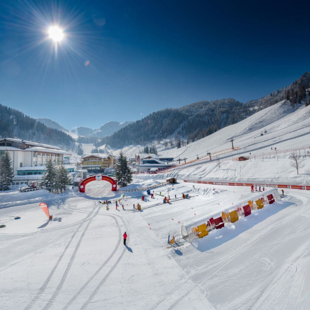 skischule-kinderland-uebungsgelaende-skihotel-zauchensee-zentral-salzburg-02